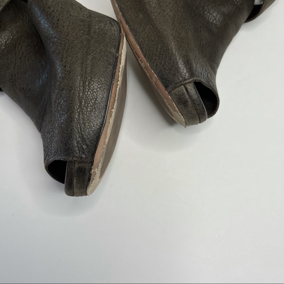 Prada Brown Suede Leather Cutout Peep-toe Stiletto Heels Platform Sz 37 Italy - Picture 8 of 14